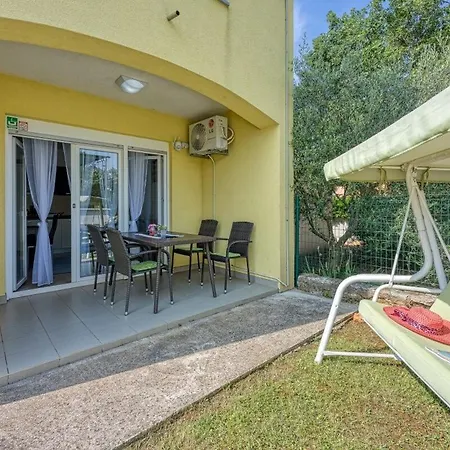 Rondine 1 Apartment