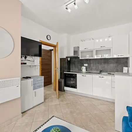 Apartament Rondine Karigador