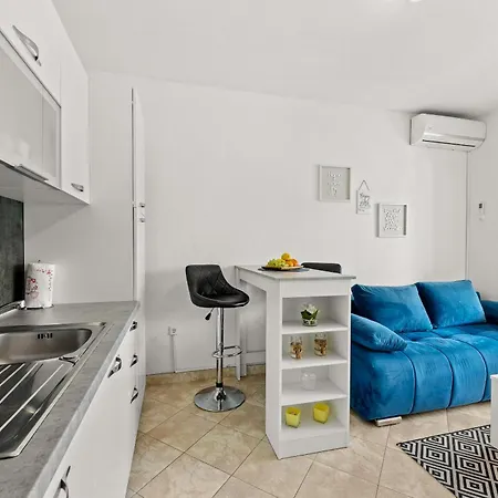 Rondine Apartament