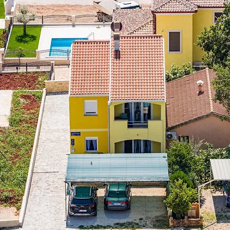 Apartmán Rondine Karigador